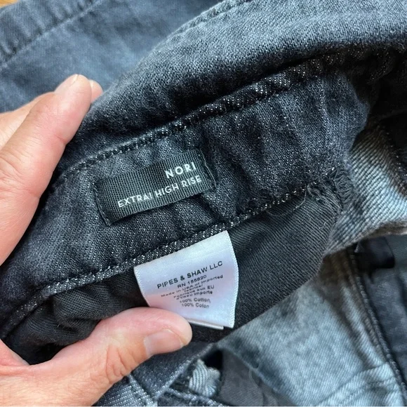 Veronica Beard Nori High Rise Paperbag Waist Denim Shorts Washed Onyx Sz 29 - Picture 11 of 12